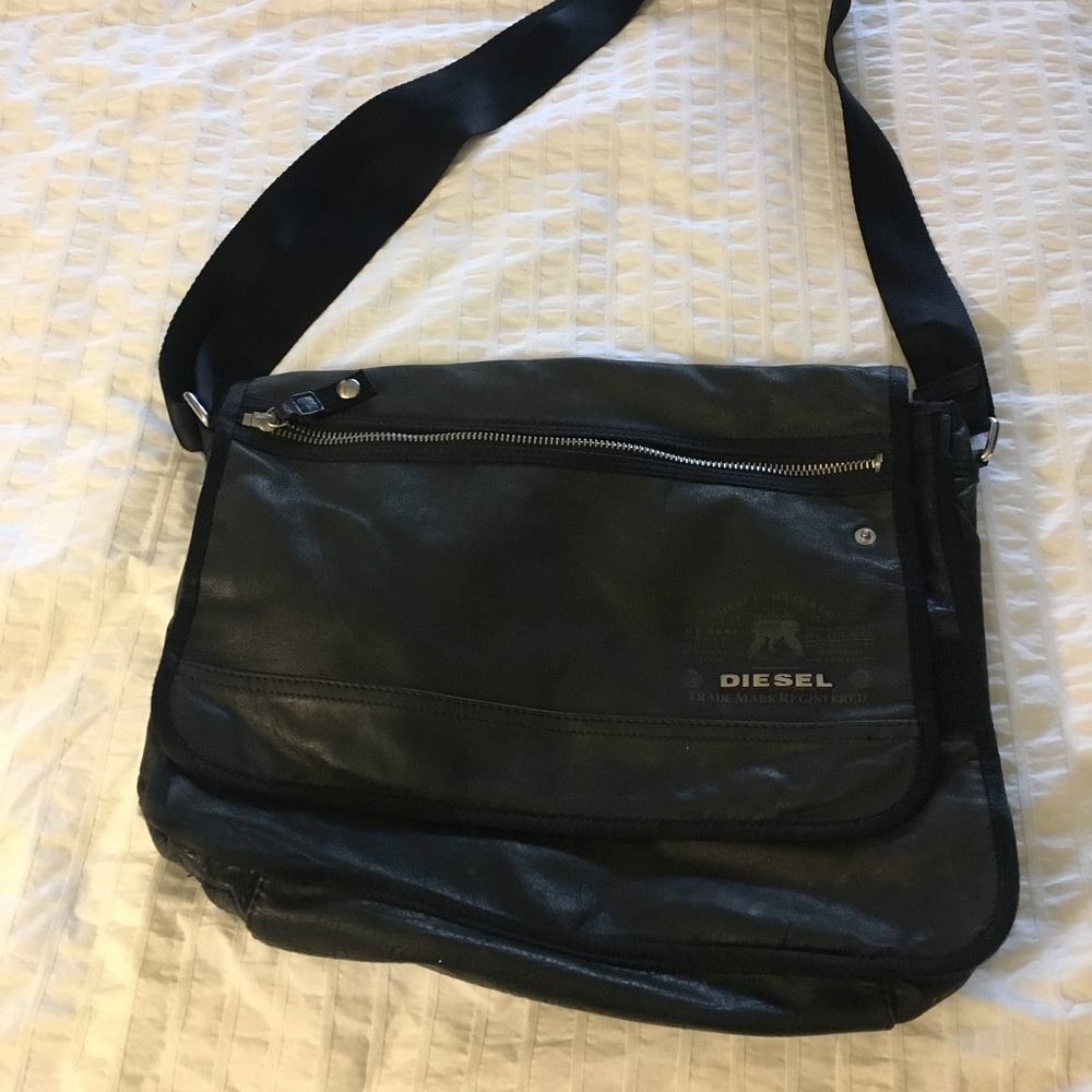 Messenger bag